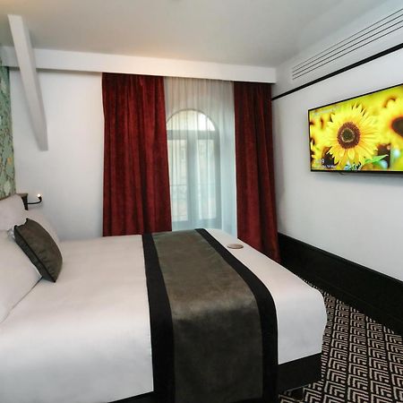 Hotel Et Restaurant Le Regina Le Puy-en-Velay Kültér fotó