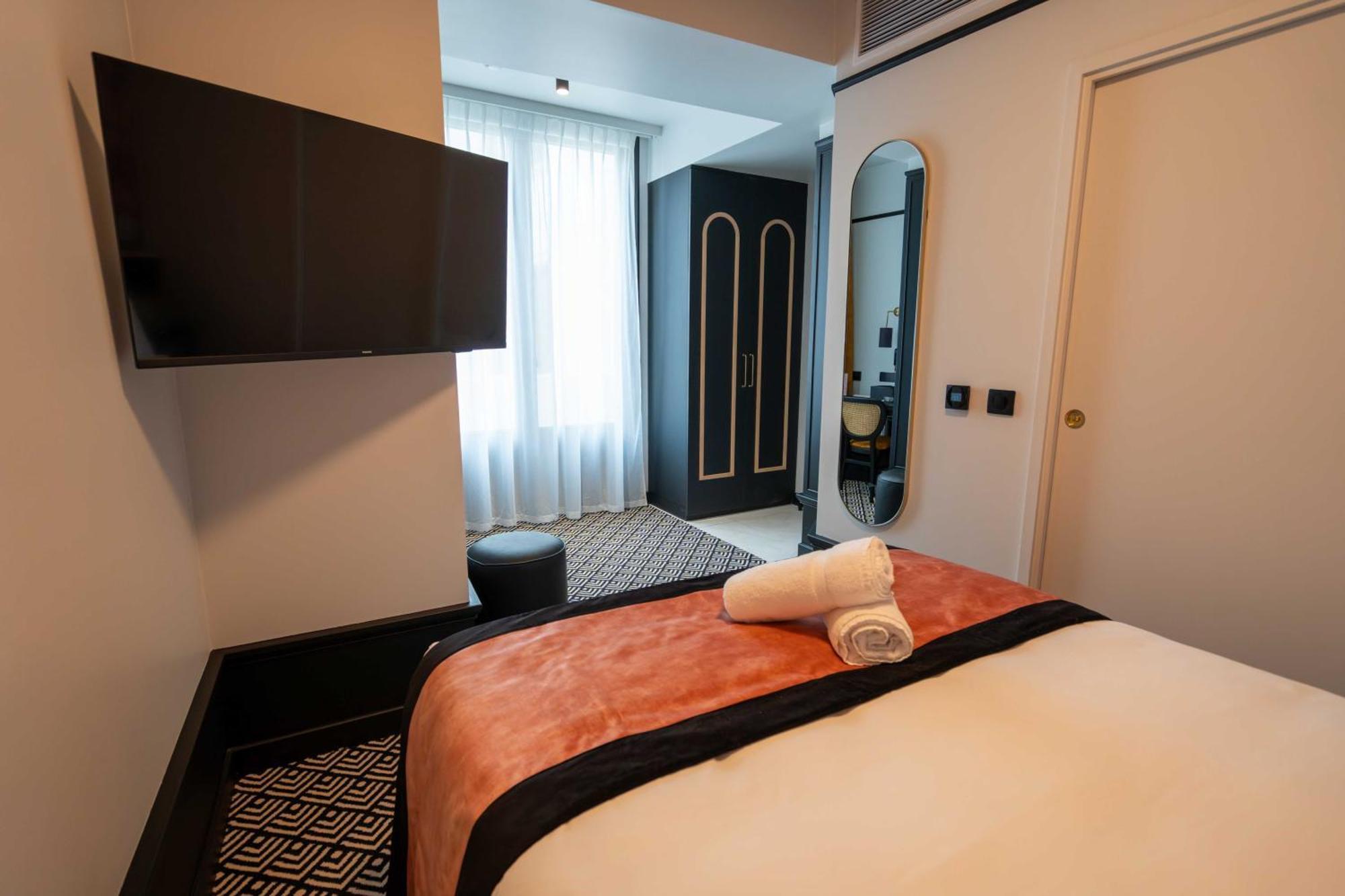 Hotel Et Restaurant Le Regina Le Puy-en-Velay Kültér fotó