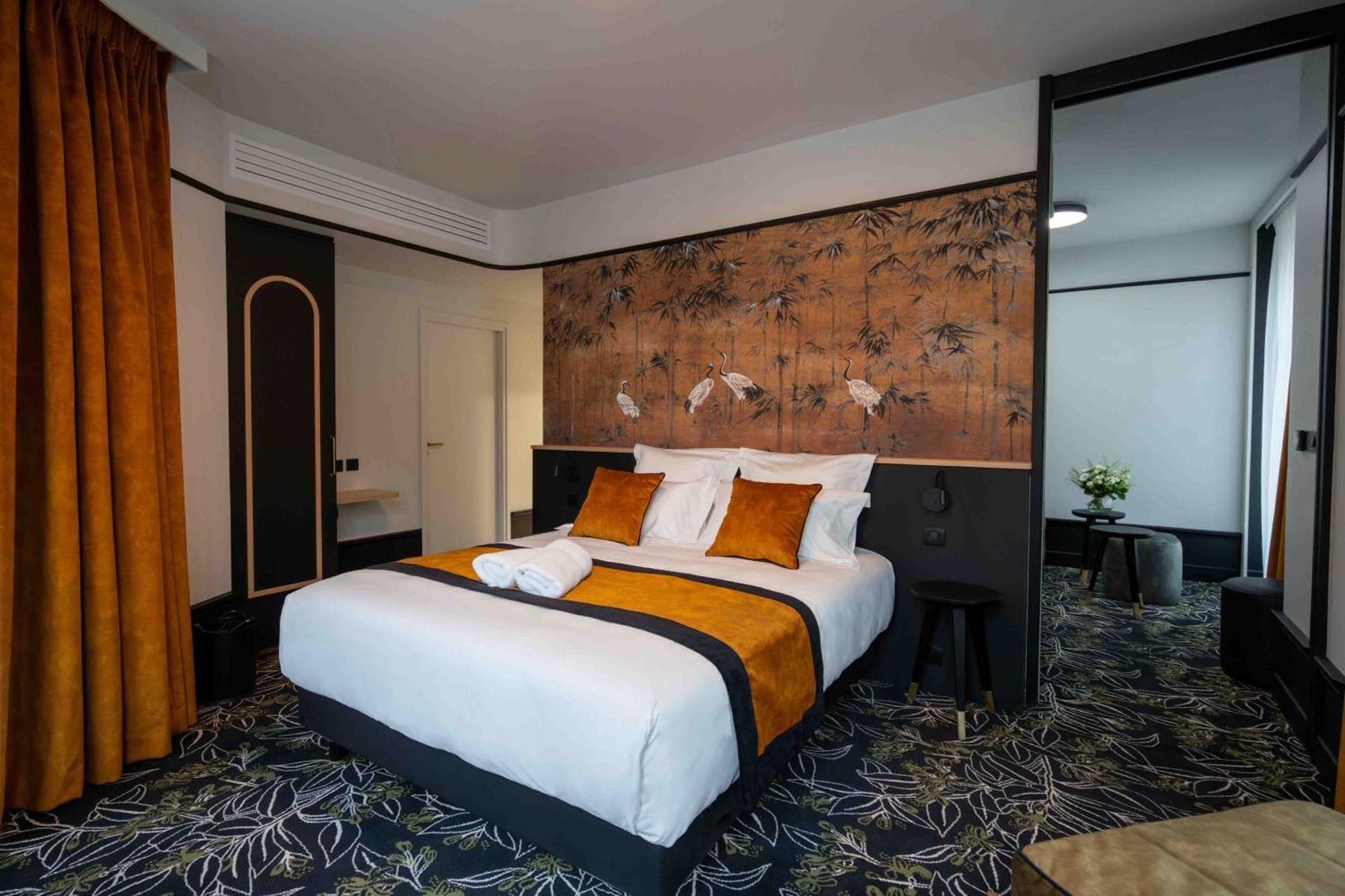 Hotel Et Restaurant Le Regina Le Puy-en-Velay Kültér fotó