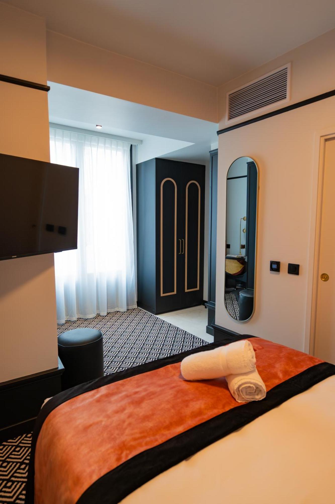 Hotel Et Restaurant Le Regina Le Puy-en-Velay Kültér fotó